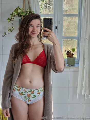 Beeboogirl leaked private photo uncensored HD quality