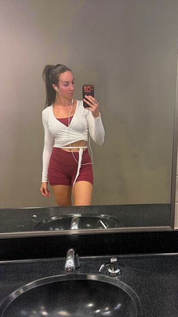 Chelsea green leaked private photo uncensored HD quality
