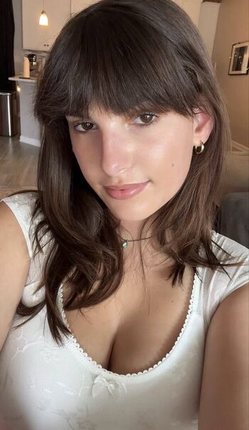 Giving you grace leaked private photo uncensored HD quality