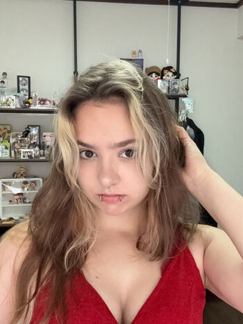Goblin gamerlive leaked private photo uncensored HD quality