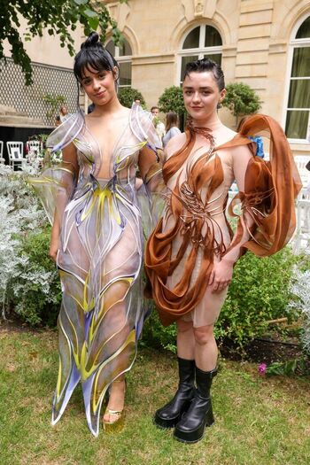 Maisie williams leaked private photo uncensored HD quality