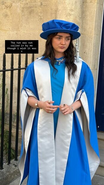 Maisie williams leaked private photo uncensored HD quality