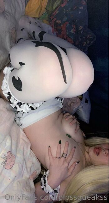 Pipssqueakss leaked private photo uncensored HD quality
