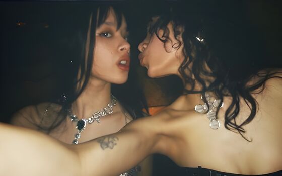 The goza twins page leaked private photo uncensored HD quality