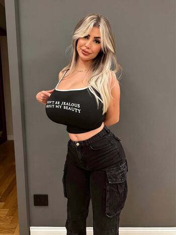 Valentina di rocco leaked private photo uncensored HD quality