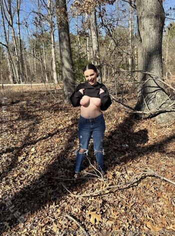 Yournaughtymomhope leaked private photo uncensored HD quality